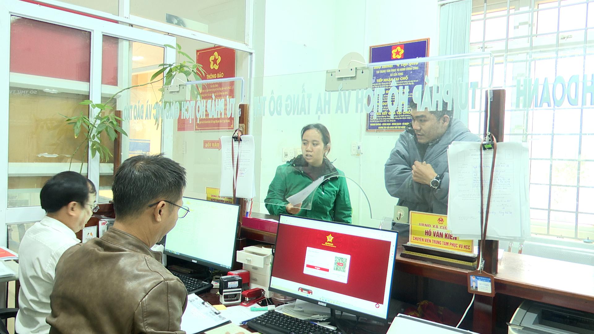 Cửa Tùng nâng cao chất lượng phục vụ người dân gắn với chuyển đổi số
