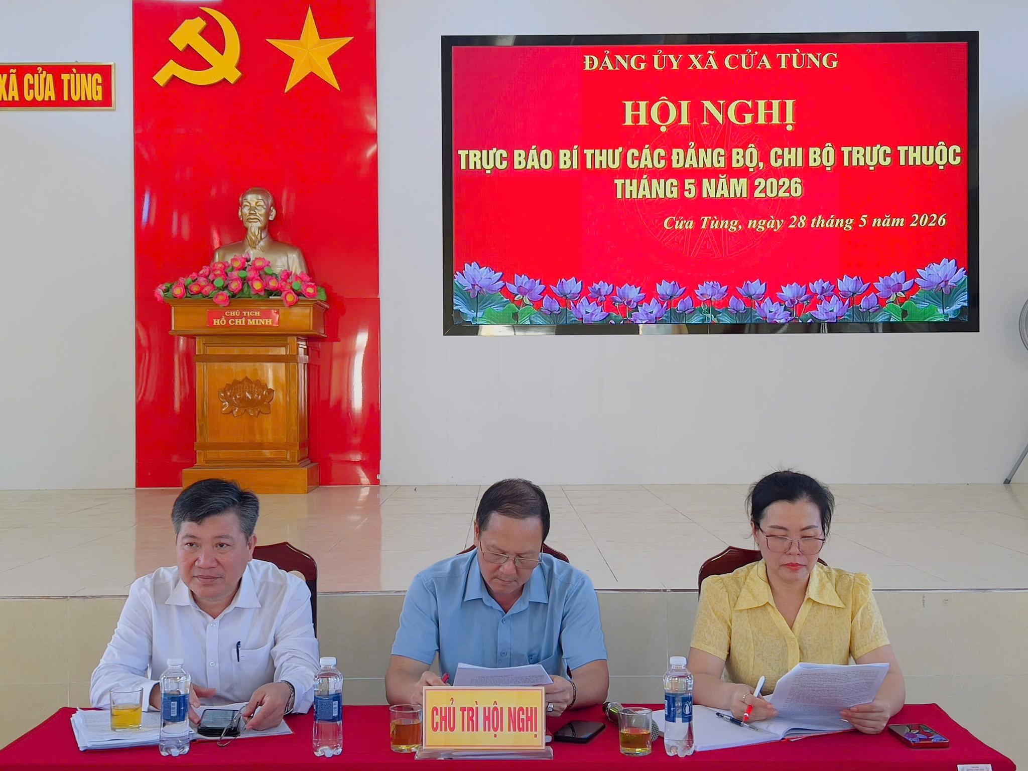 Cửa Tùng tổ chức Hội nghị trực báo Bí thư các đảng bộ, chi bộ trực thuộc tháng 5/2026