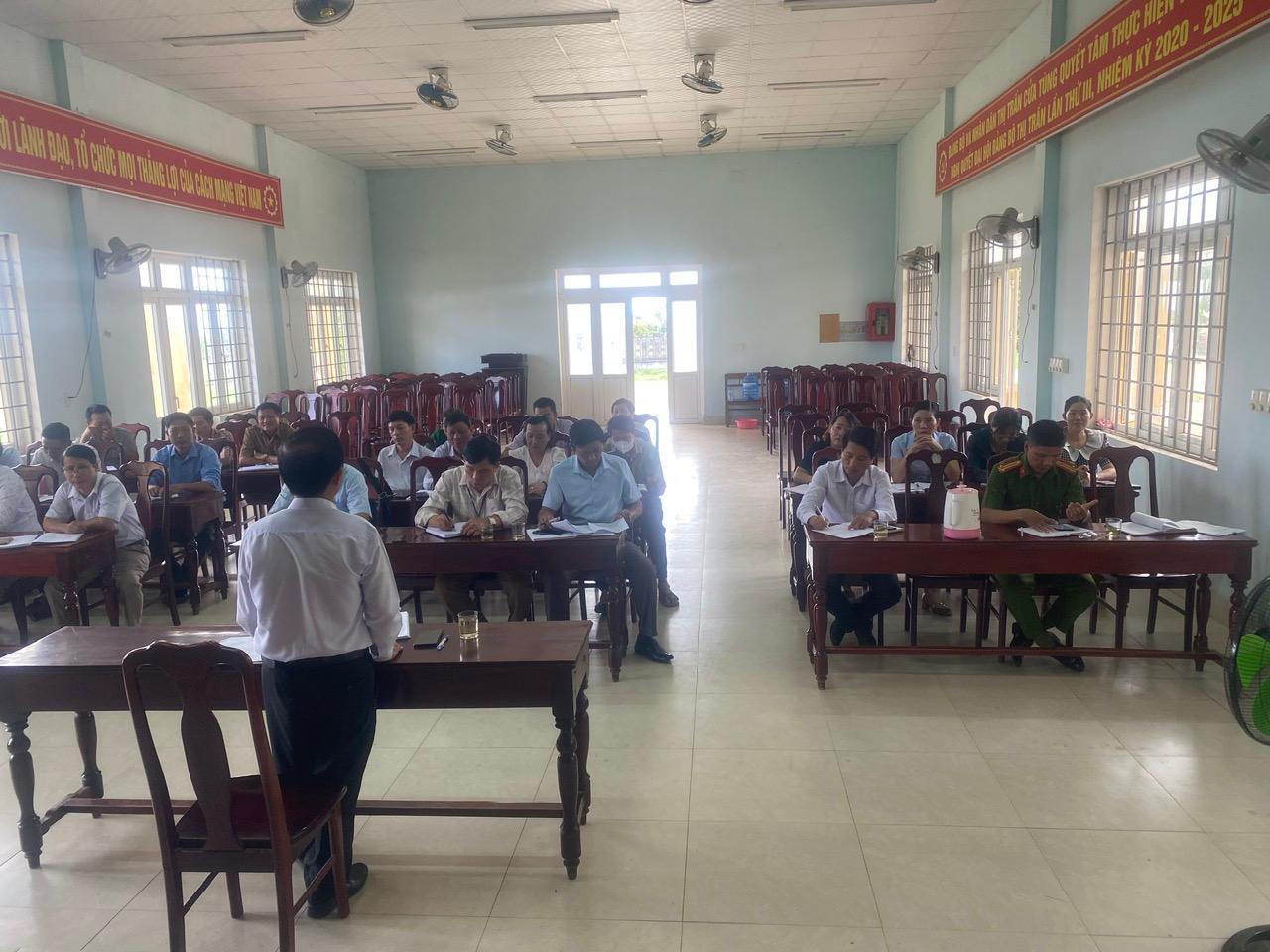 Thị trấn Cửa Tùng tổ chức Hội nghị quán triệt, triển khai thực hiện nhằm nâng cao Chỉ số CCHC (PAR INDEX), Chỉ số SIPAS; Chỉ số PAPI từ nay đến hết năm...