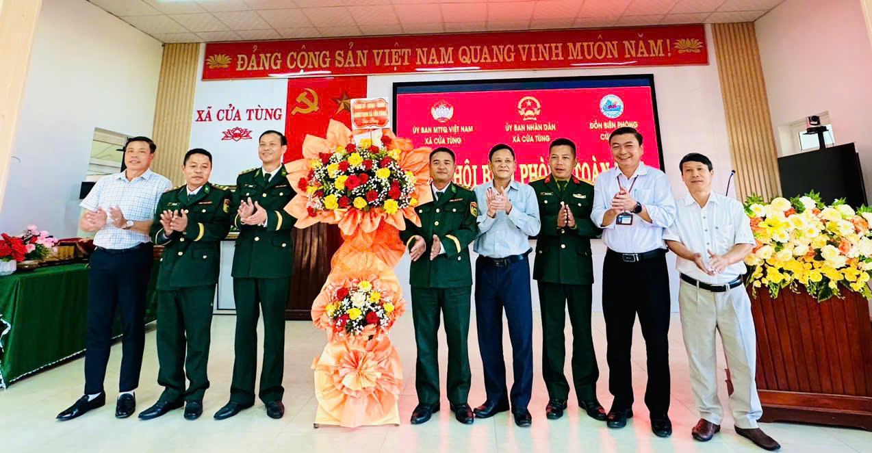 Xã Cửa Tùng tổ chức “Ngày hội Biên phòng toàn dân” và sơ kết 1 năm phong trào bảo vệ chủ quyền biên giới